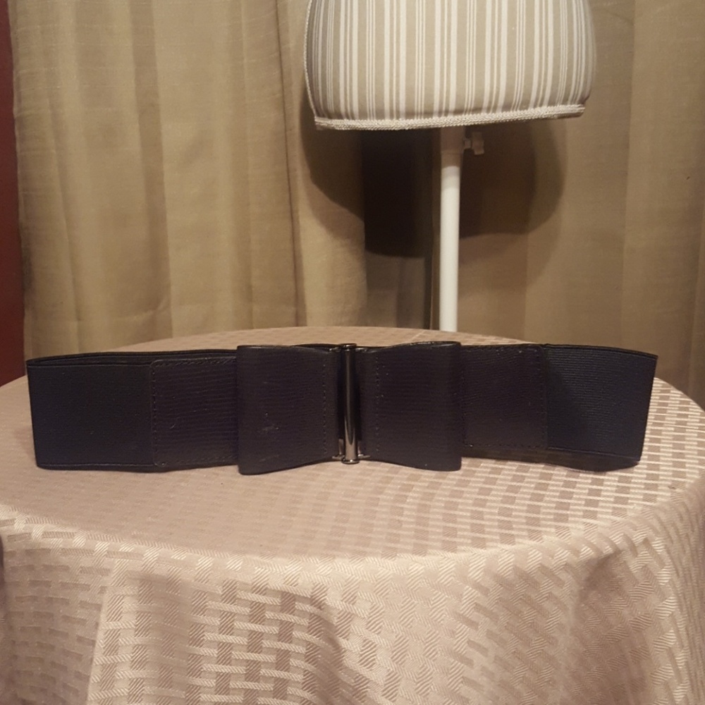 New York and Company Black Bow Belt